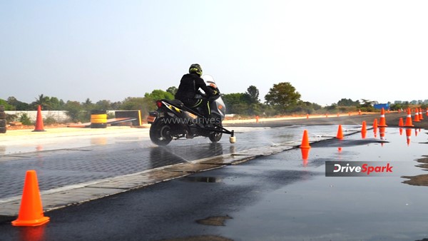 టూవీలర్ల సేఫ్టీ కోసం అధునాతన టెక్నాలజీని రూపొందించిన కాంటినెంటల్.. అదేంటి? ఎలా పనిచేస్తుంది?