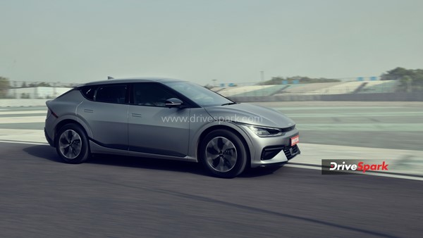 EV6 బుకింగ్స్ ప్రారంభించిన Kia Motors: బుకింగ్స్ ప్రైస్ ఎంతో తెలుసా?