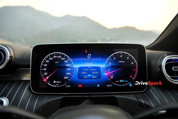 కొత్త 2022 మెర్సిడెస్ బెంజ్ సి-క్లాస్ టెస్ట్ డ్రైవ్ రివ్యూ.. సరికొత్త ప్రపంచంలోకి మీకు స్వాగతం..