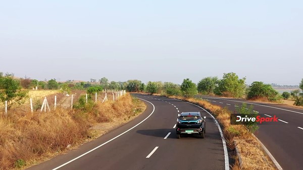 టాటా చెయ్యి వేస్తే అది రాంగై పోదులేరా.. కొత్త 'టాటా నెక్సాన్ ఈవీ మ్యాక్స్' (Nexon EV Max) రివ్యూ
