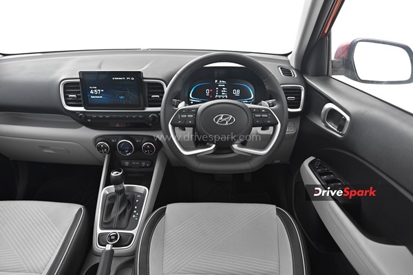 కొత్త 2022 హ్యుందాయ్ వెన్యూ టెస్ట్ డ్రైవ్ రివ్యూ.. పాత మోడల్‌కి దీనికి మధ్య పెద్ద తేడా ఏంటంటే..?