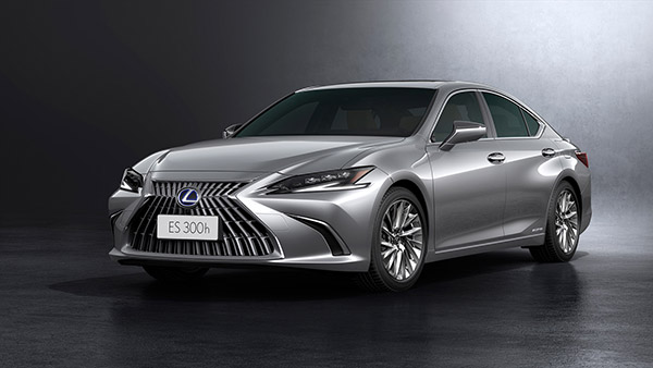 డైరెక్టర్‌కి ఖరీదైన కార్ గిఫ్ట్‌గా అందించిన కమల్ హాసన్: ధర తెలిస్తే ఖచ్చితంగా హవాక్కవుతారు.. 