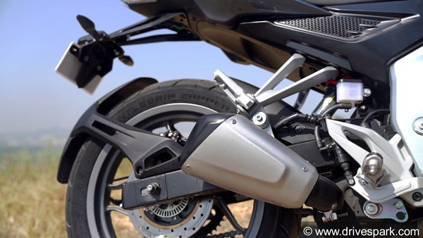 బజాజ్ పల్సర్ ఎన్250 బ్లాక్ ఎడిషన్ (Bajaj Pulsar N250 Black Edition) వస్తోంది.. టీజర్ విడుదల!