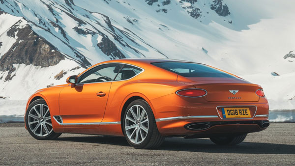 మియా ఖలీఫా వాహన ప్రపంచం.. ఒక్కసారి చూడాల్సిందే..!!