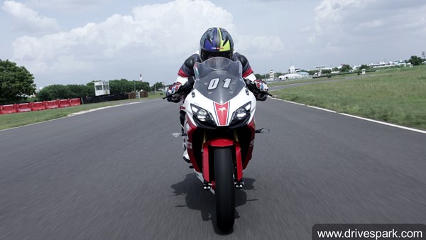 విడుదలకు ముందే ప్రారంభమైన BMW G310 RR బుకింగ్స్: ఇక లాంచ్ ఎప్పుడంటే?