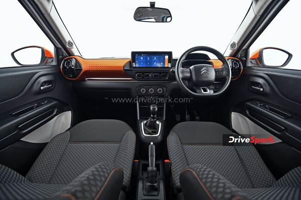 సిట్రోయెన్ సి3 (Citroen C3) టెస్ట్ డ్రైవ్ రివ్యూ.. ఇది చీప్ కారే, కానీ మీరనుకునేంత 'చీప్' కాదు..!