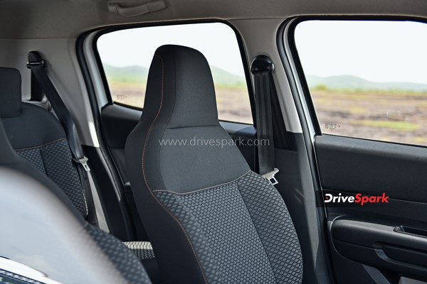 సిట్రోయెన్ సి3 (Citroen C3) టెస్ట్ డ్రైవ్ రివ్యూ.. ఇది చీప్ కారే, కానీ మీరనుకునేంత 'చీప్' కాదు..!