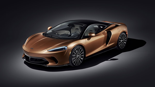 కార్తిక్ ఆర్యన్: ఖరీదైన గిఫ్ట్ పొందాడు.. భారదేశంలోనే ఫస్ట్ ఓనర్ అయిపోయాడు