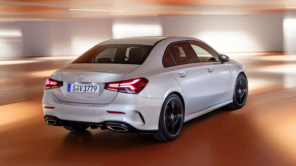 జర్మన్ లగ్జరీ కారు కొనుగోలు చేసిన బుల్లితెర నటి 'మున్మున్ దత్తా': ధర ఎంతో తెలుసా?