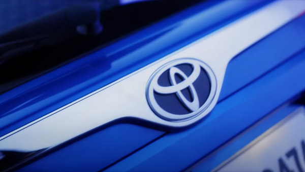 టొయోటా హైరైడర్ (Toyota Hyryder) హైబ్రిడ్ కారు గురించి తెలుసుకోవాల్సిన 7 ఇంట్రెస్టింగ్ డీటేల్స్..