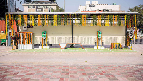 కొత్త భవానాలకు ఆమోదం ఇవ్వాలంటే, వాటిలో ఈవీ చార్జింగ్ పాయింట్లు ఉండటం తప్పనిసరి!