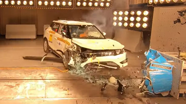 మహీంద్రా ఎక్స్‌యూవీ300: భారతదేశంలోనే కాదు ఆఫ్రికాలో కూడా అత్యంత సురక్షితమైన కారు!