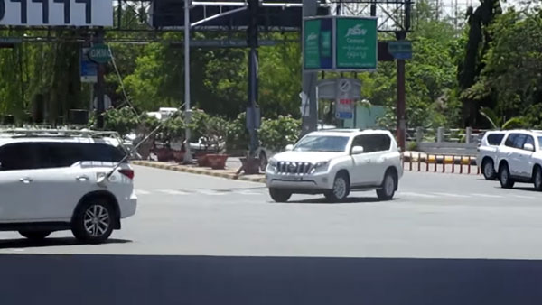 KCR కాన్వాయ్‌లో చేరిన కొత్త వాహనాలు.. ఒక్కొక్కటి రూ.1.30 కోట్లు: ఇంతకీ ఆ కార్లు ఏవో తెలుసా?