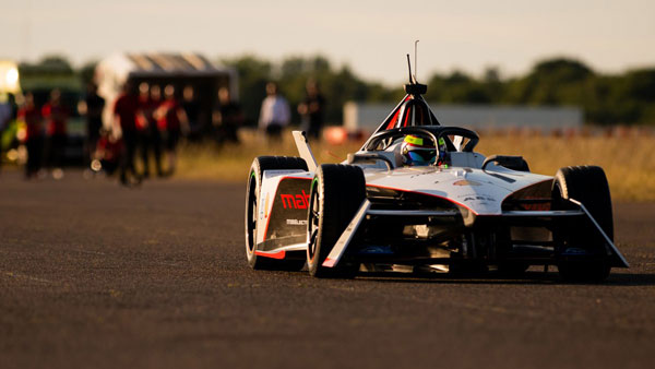 మీకు తెలుసా.. భారతదేశంలో అత్యంత వేగవతమైన కార్లు గురించి..!!