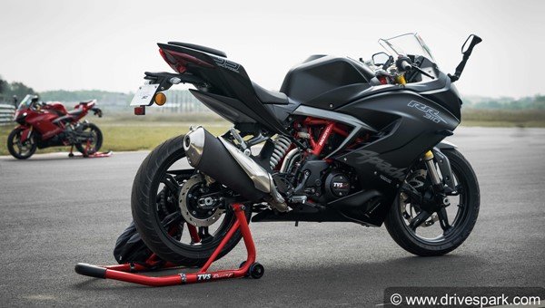 BMW G 310 RR వర్సెస్ TVS Apache RR 310.. ఈ రెండు బైక్స్ ఒకేలా ఉన్నాయా..?