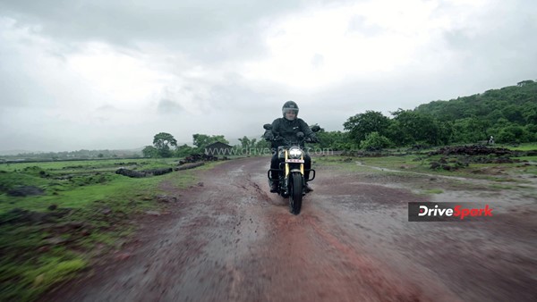 TVS Ronin రివ్యూ: దీని ఫెర్ఫామెన్స్ వేరే లెవెల్ గురూ..!!