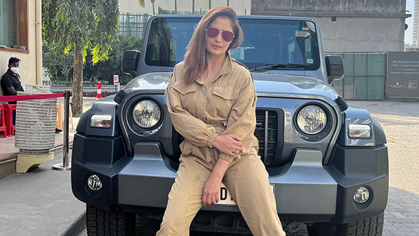 భారతదేశంలోని టాప్ 10 టీవీ స్టార్స్ ఉపయోగించే ఆధునిక కార్లు: వివరాలు