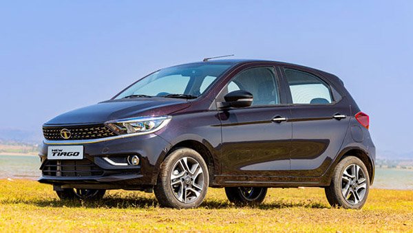 టియాగో వేరియంట్ లైనప్‌ను అప్‌డేట్ చేసిన టాటా మోటార్స్.. ఇప్పుడు మరిన్ని అదనపు ఫీచర్లతో..