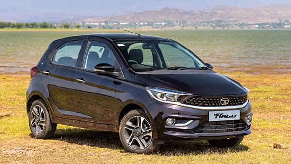 టియాగో వేరియంట్ లైనప్‌ను అప్‌డేట్ చేసిన టాటా మోటార్స్.. ఇప్పుడు మరిన్ని అదనపు ఫీచర్లతో..