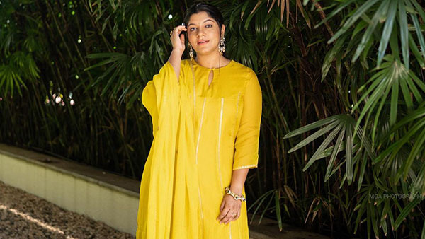 అద్భుతమైన కారు కొనుగోలు చేసిన 'అపర్ణ బాలమురళి'.. ధర ఎంతో తెలుసా?