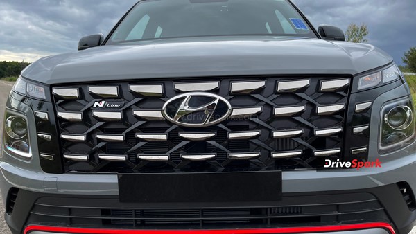 హ్యుందాయ్ వెన్యూ ఎన్-లైన్ టెస్ట్ డ్రైవ్ రివ్యూ - ఈ స్పెషల్ ఎస్‌యూవీ నిజంగానే చాలా స్పెషల్..!