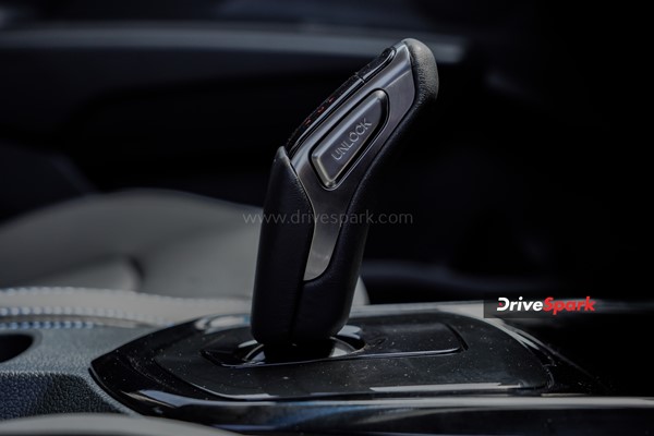 ఎక్స్‌యూవీ400 టెస్ట్ డ్రైవ్ రివ్యూ - ఎప్పుడు వచ్చామన్నది కాదు అన్నయ్యా.. ఎక్కువ రేంజ్ ఇచ్చామా లేదా..!