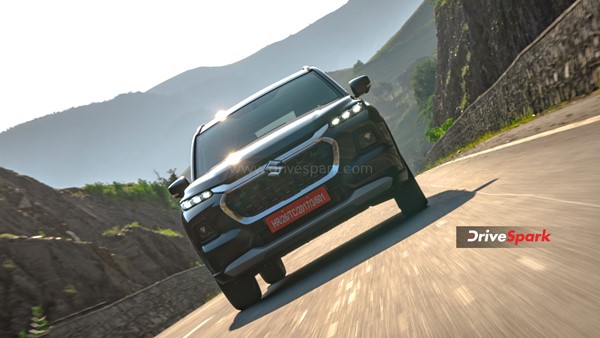 మారుతి సుజుకి గ్రాండ్ విటారా రివ్యూ.. లేటెస్ట్ డిజైన్ & అప్డేటెడ్ ఫీచర్స్, ఇంకా ఎన్నో..