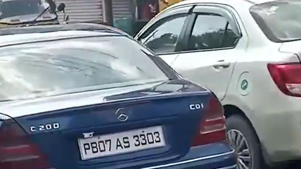 బెంజ్ కారులో రేషన్ సరుకులు తీసుకెళ్లిన పేదవాడు [వీడియో].. అయ్యో, పాపం