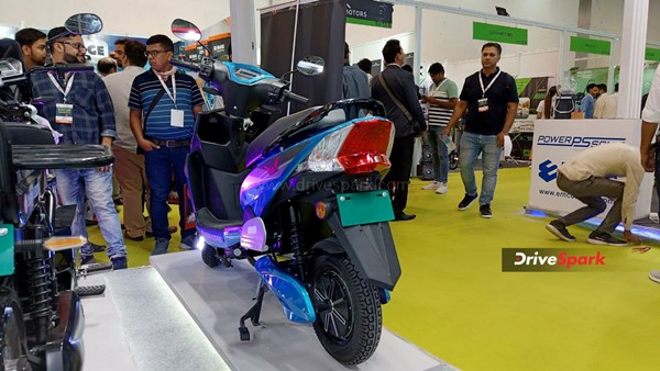 EV India Expo 2022: ఒకే వేదికపై మూడు ఎలక్ట్రిక్ స్కూటర్లు ఆవిష్కరించిన SHEMA.. వివరాలు
