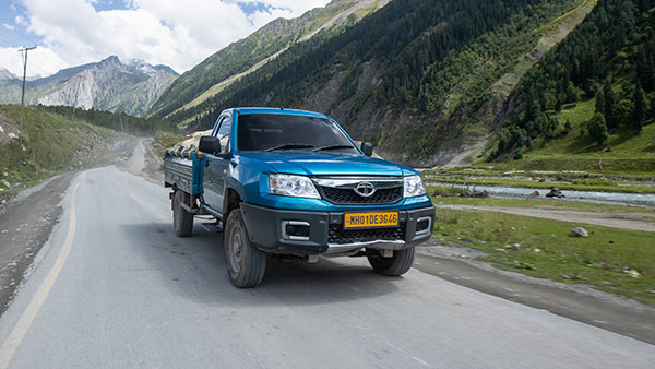 భారత మార్కెట్లో టాటా యోధా 2.0 (Tata Yodha 2.0) పికప్ ట్రక్కు విడుదల.. ధర రూ.10 లక్షలు..