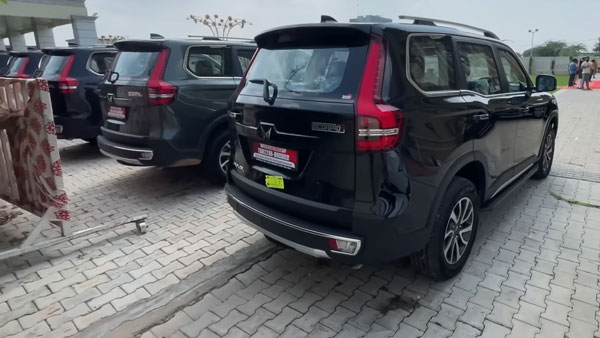 ఒకే రోజు 100 కంటే ఎక్కువ స్కార్పియో-ఎన్ కార్లను డెలివరీ చేసిన మహీంద్రా.. వీడియో