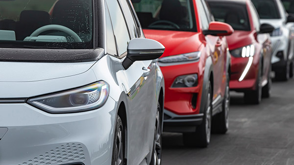 దీపావళి వచ్చేస్తోంది.. వాహనదారులు ఇవి తప్పకుండా పాటించాలి.. లేకుంటే?