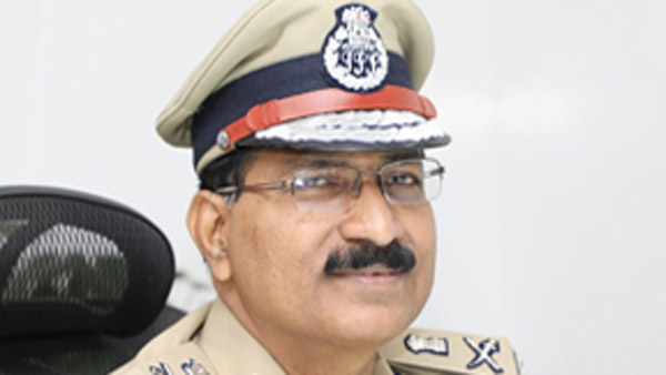 ట్రాఫిక్ చలాన్ చెల్లించని తెలంగాణ DGP అంటూ.. పోస్ట్, సోషల్ మీడియాలో వైరల్