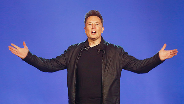 ట్విట్టర్ కొత్త బాస్ ఎలోన్ మస్క్ కార్ గ్యారాజ్‌లో ఉండే అరుదైన కార్లను చూశారా..?