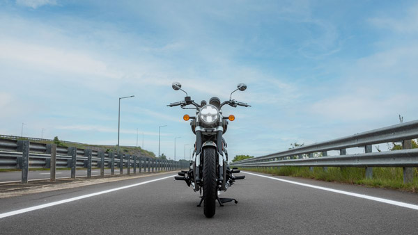 రాయల్ ఎన్‌ఫీల్డ్ నుంచి కొత్త డుగుడుగు బండి.. సూపర్ మీటియోర్ 650: పూర్తి వివరాలు