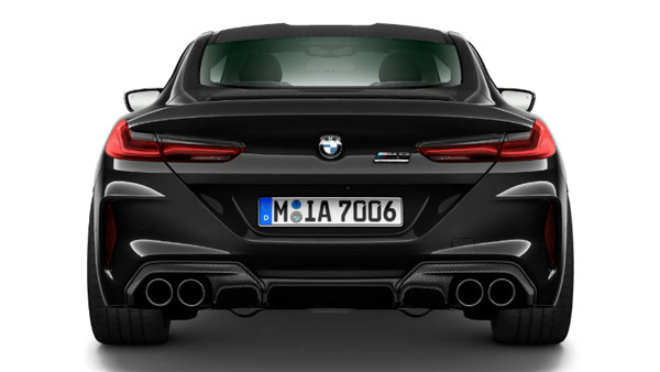 ఖరీదైన కారు పక్కన ఫోటోలకు ఫోజులిచ్చిన శిఖర్ ధావన్