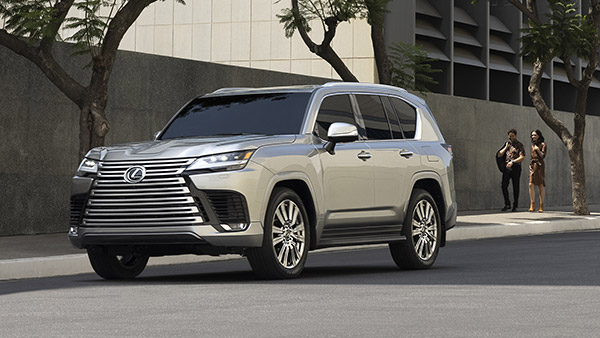 దేశీయ మార్కెట్లో విడుదలైన Lexus LX 500d