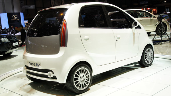 టాటా నానో ఎలక్ట్రిక్ వెర్షన్‌లో రానుందా..?