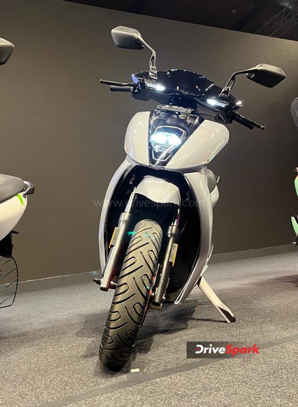 కొత్త కలర్ ఆప్సన్స్ & అప్డేటెడ్ ఫీచర్స్‌తో.. ఏథర్ ఎలక్ట్రిక్ స్కూటర్స్ మరింత హుందాగా..!!