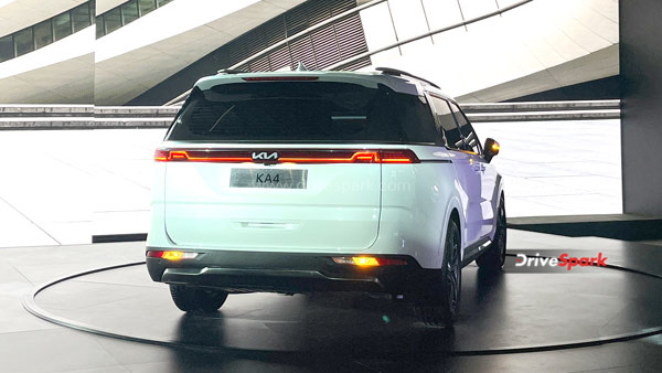 కియా KA4 లేటెస్ట్ MPV కియా KA4 లేటెస్ట్ MPV