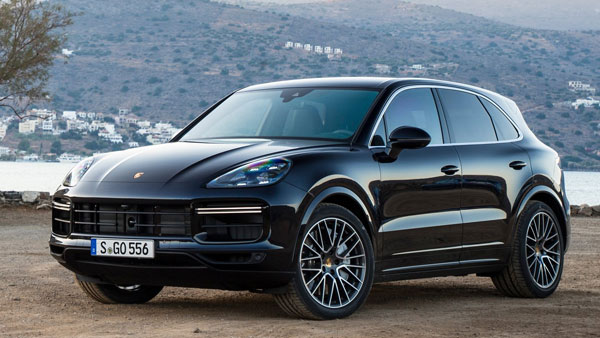 హృతిక్ రోషన్ కార్ల ప్రపంచం: రోల్స్ రాయిస్ నుంచి 1966 ఫోర్డ్ ముస్టాంగ్ వరకు.. హృతిక్ రోషన్ కార్ల ప్రపంచం: రోల్స్ రాయిస్ నుంచి 1966 ఫోర్డ్ ముస్టాంగ్ వరకు..