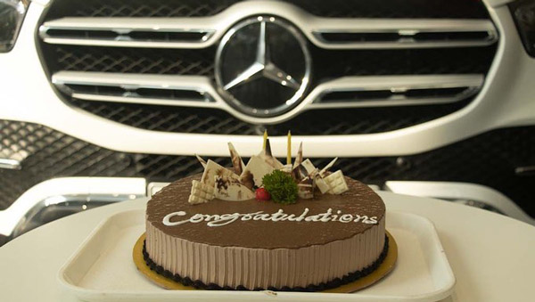 సీరియల్స్ చేస్తూ ఖరీదైన బెంజ్ కారు కొనేసి రూపాలి గంగూలీ.. ధర ఎంతో తెలుసా?