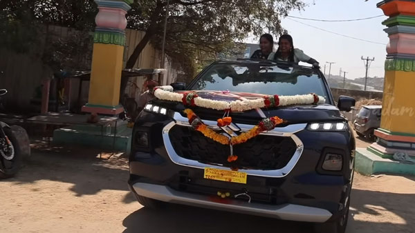 బుల్లితెర నటి 'శ్రీవాణి' కొన్న కొత్త కారు