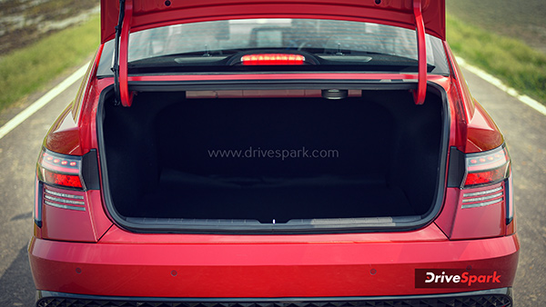 హ్యుందాయ్ వెర్నా