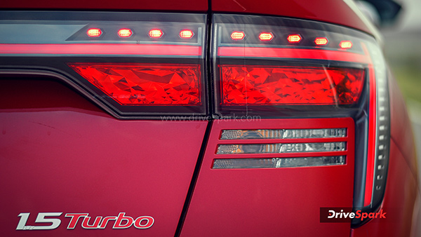 హ్యుందాయ్ వెర్నా