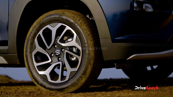 Maruti Suzuki Fronx Wheel