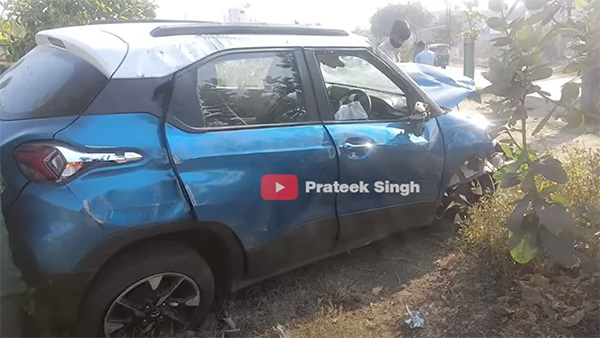 Customer crashes tata punch car during test drive 