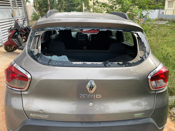 Bengaluru-Scientist-Chased-By-Goons Bengaluru-Scientist-Chased-By-Goons