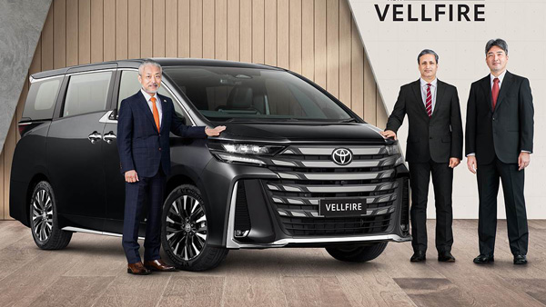 Toyota-Vellfire