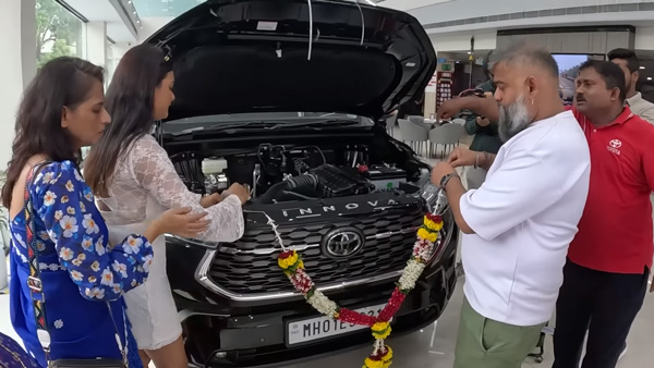 Youtuber-Vishakha-New-Car Youtuber-Vishakha-New-Car